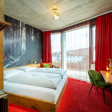 Mightytwice Hotel Ахерн Екстер'єр фото
