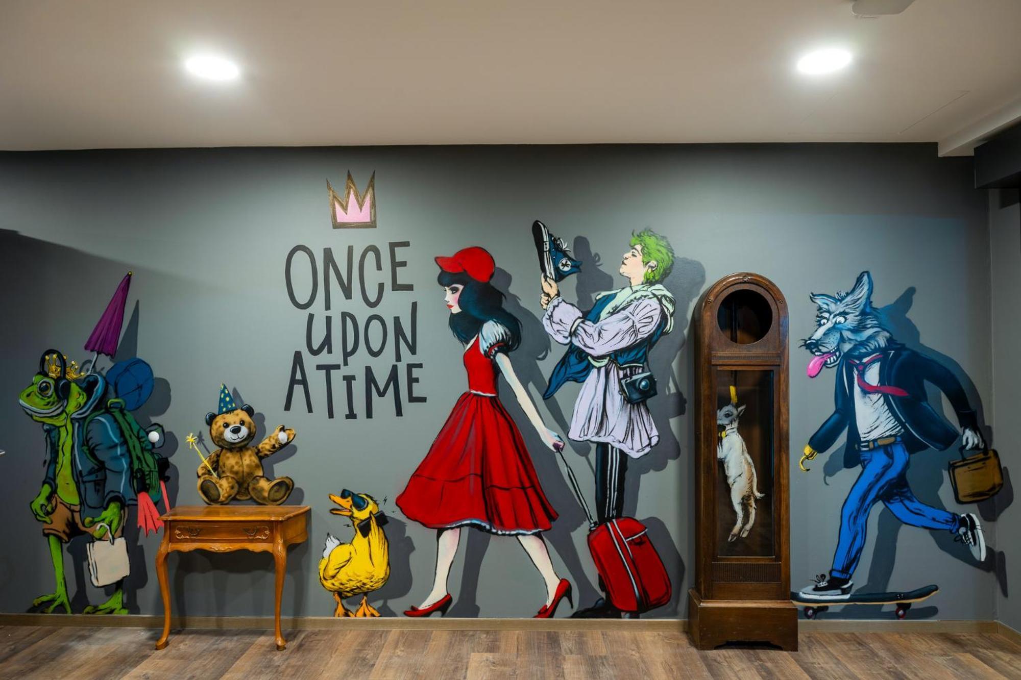 Mightytwice Hotel Ахерн Екстер'єр фото